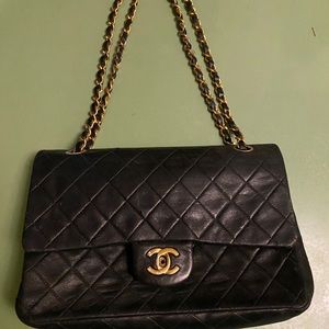 VINTAGE Chanel Medium Sheepskin Flap